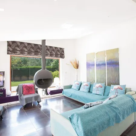 4-schlafzimmer-villa Mit Pool Im Zentrum Von By Interhome Protaras