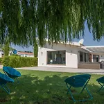4-schlafzimmer-villa Mit Pool Im Zentrum Von By Interhome Πρωταράς